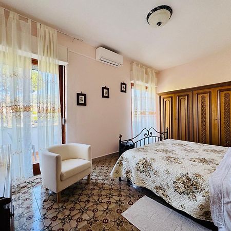 Angelina Apt Piano di Sorrento Luaran gambar